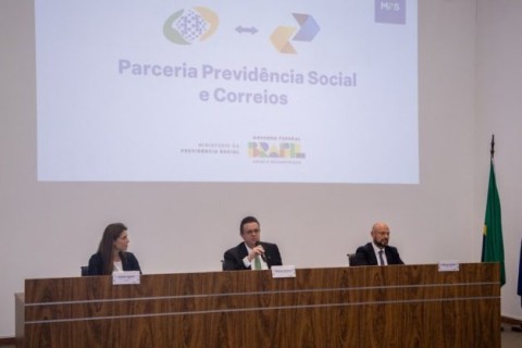 Previdência Social e Correios fecham parceria para ampliar atendimento sobre consultas dos descontos no INSS