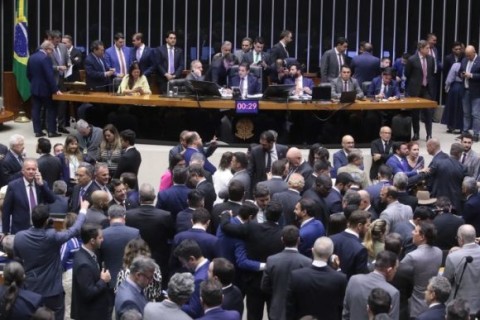 Câmara aprova projeto que amplia 18 cadeiras de Deputados Federais