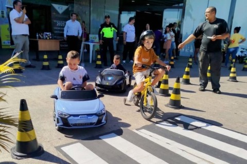 Férias com o Demutran’ promove educação para o trânsito em Cotia
